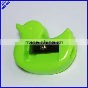 Funny Plastic Duck Shaped Pencil Sharpener thumbnail-2
