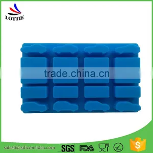 China Manufacturers Eco-friendly Silicone Ice Cube Tary Making Ice Block Mold thumbnail-2