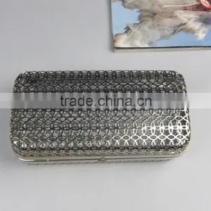 6.5 Inch Reticular Gift Box Frame Cosmetic Bag thumbnail-1
