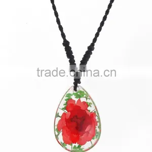 New Lovely Gift Real Flowers Resin Necklace thumbnail-2