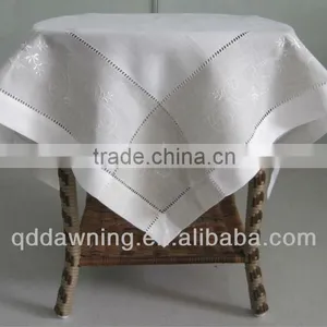 Nice Quality Poly Linen Embroidered Tablecloth thumbnail-1