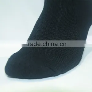 Wholesale Price Soccer Socks,Blank Black Striped Football Socks thumbnail-4