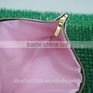 2016 China Wholesale Cosmetic Bag Shining Beads Makeup Bag Lady Nice Bag thumbnail-6