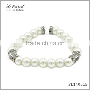 2015 Fashion Europe Style Pearl Bracelet With Diamonds thumbnail-1