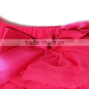 Latest Design Hot Wholesale Baby Girl Cotton Cheap Soild Ruffle Fashion Girls Short Pants thumbnail-6