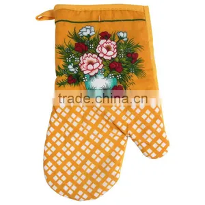 Top Selling Products in Printed Cotton Kitchen Oven Mitts Pigment Printing Glove Wholesale thumbnail-1