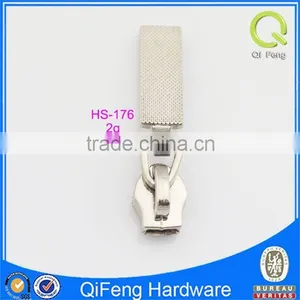 HS-176 Zipper Roll Chain Custom Metal Zipper Puller Nickel Simple Design thumbnail-1