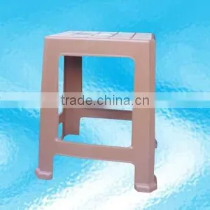 Large Plastic Chair thumbnail-1