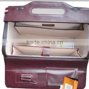 Leather Pilot Trolley Case thumbnail-2