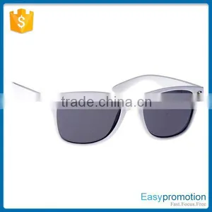 Popular Design Personalized Sunglasses for Promotion thumbnail-1