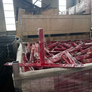 Heavy-duty Galvanized Steel Interlocking Crowd Control Barrier With Bridge-shaped Footings thumbnail-3