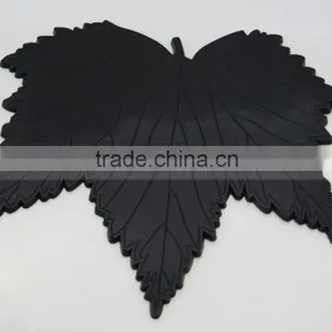 Wholesale Maple Leaf Magic Sticky Pad Anti-Slip Anti-shake Car Pad for Cell Phone 6 thumbnail-5