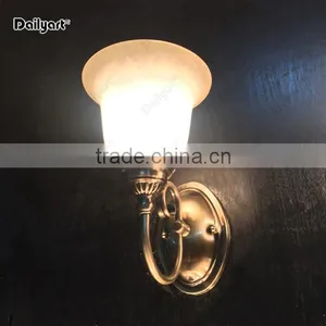 Decorative E27 Holder 60w Plated Wall Lamp thumbnail-1