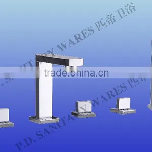 Top Quality Five Hole Deck-mounted Bathtub Faucet thumbnail-1