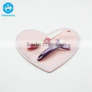 Heart Shaped Cutting Board With Knife thumbnail-1