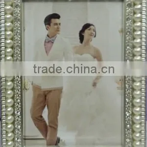 Pearl and Zinc Alloy Metal Photo Frames thumbnail-1