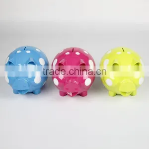Pretty Plastic Piggy Coin Bank thumbnail-4