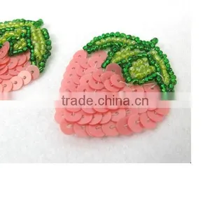 2017fruit Professional Wholesale Strawberry Sequin Applique Patch Embroidery thumbnail-2