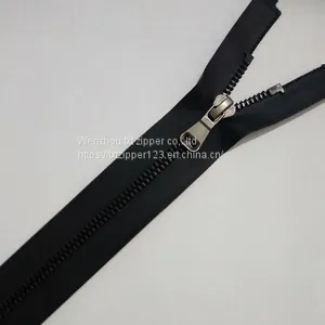 #5 #8 Plastic Waterproof Zipper TPU thumbnail-1