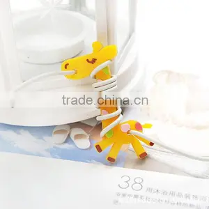 2016 Hot Selling Mini Giraffe Shape Silicone Rubber Headphone Cable Tidy Winder thumbnail-5