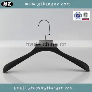HA6935 Black Plastic Non Slip Hanger Adults Coat Hanger thumbnail-2