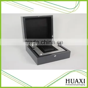 Luxury Grey High Glossy Lacquer Wooden Wrist Watch Box With Pillow thumbnail-5