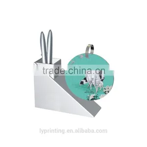 Custom Plastic Desk Calendar Printing thumbnail-2