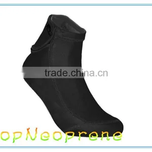 TopNeoprene China OEM Factory Custom Logo Neoprene Beach Sand Socks thumbnail-1