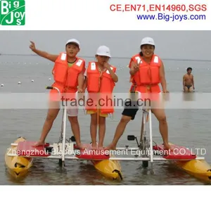 2016 Amusement Park Items Super Funny High Quality Water Bicycle for Sale thumbnail-5