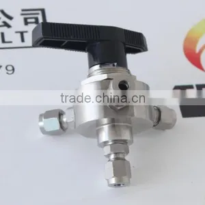 TF-LOK Stainless Steel 4-way Tube End Ball Valve thumbnail-1