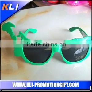 China Sunglass Supplier Red Fashion Sunglasses Women thumbnail-4