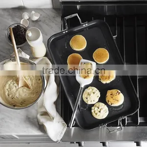 Full Stainless-Steel Soup Spoon thumbnail-3