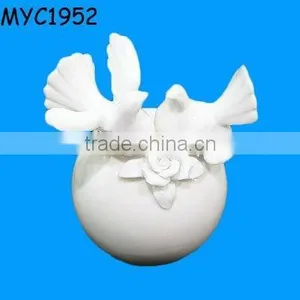 White Ceramic Doves Wedding Table Decoration thumbnail-1