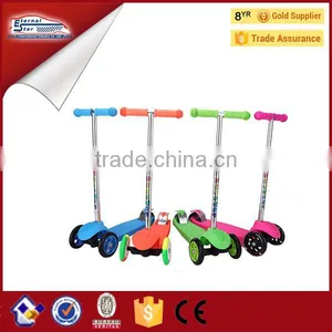 Maxi Scooter With 3 Flash Wheel,bug Scooter,blance Kickboard thumbnail-1
