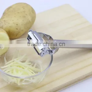 Good Quality Stainless Steel 4 in 1 Potato Peeler thumbnail-5