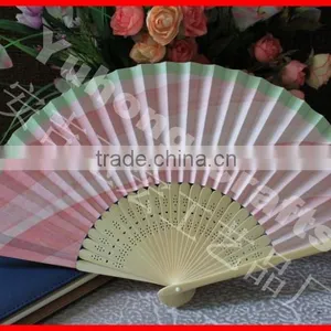 China Traditional Elegant Paper Folding Hand Fan thumbnail-1