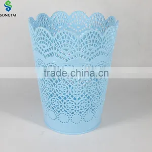 Plastic Round Hollow Out Garbage Can thumbnail-1
