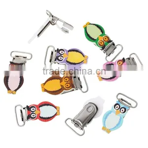 New Design Mixed Owl Halloween Pattern Wood Baby Pacifier Clips thumbnail-1