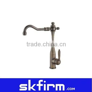Dual-lever Antique Kitchen Sink Mixer thumbnail-1