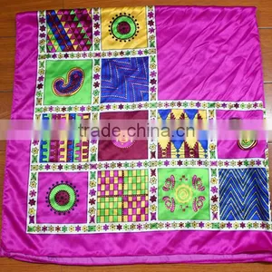 Fashionable Satin Gold Printed Square Scarf Silk Scarf Scarf Supplier thumbnail-1