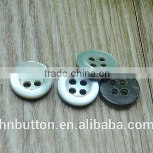 10MM Factory Sell 4 Hole Real Shell Buttons thumbnail-1