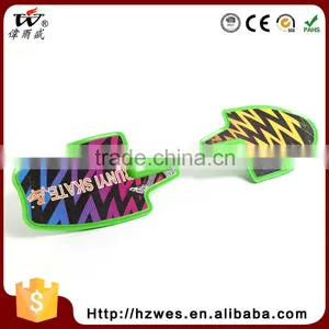 EN13613A 60kgs Top PP Deck Material OEM Fish Shape Skateboard thumbnail-1