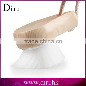 High Quality Face Cleansing Brush With Bamboo Handle thumbnail-3