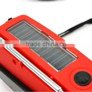 Torch Radio Solar With Crank thumbnail-1