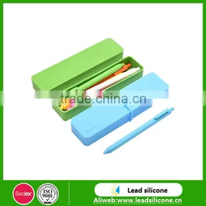 Fashion Convenience Designs Silicone Pencil Case With Pen for Students thumbnail-2