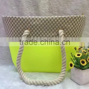 Guangzhou Fashion Bag Market thumbnail-1