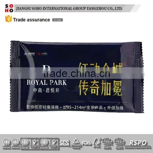 OEM Restaurant Airlaid Paper Wet Refreshing Towel /wet Tissue/wet Wipes thumbnail-1