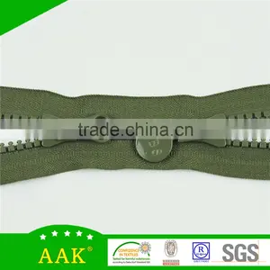 8# Plastic Double Sliders Zip for Cases thumbnail-1