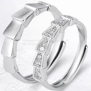 Snake Shaped Glossy Ring thumbnail-2