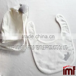Snow White Bib Hat Two Pieces Set thumbnail-1